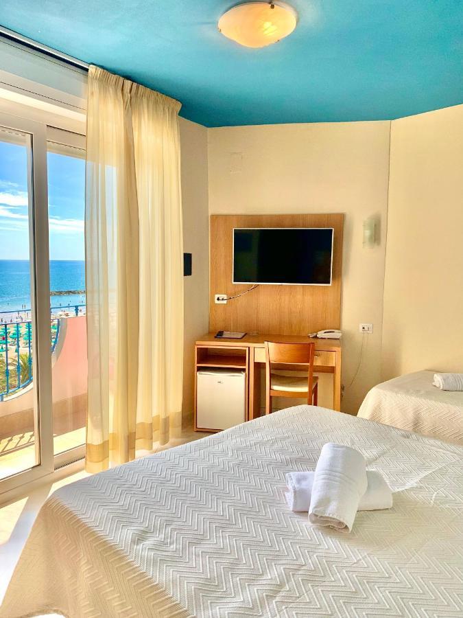 Hotel Ambassador 3*