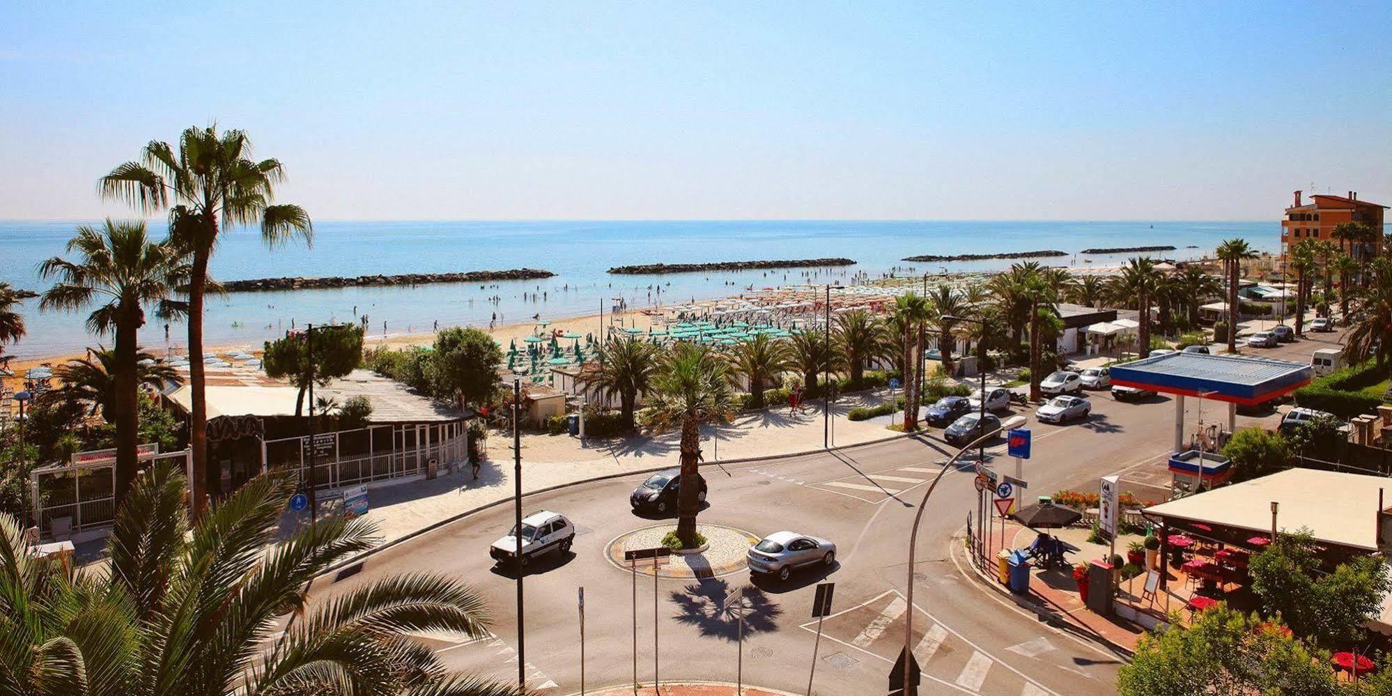 Hotel Ambassador Grottammare